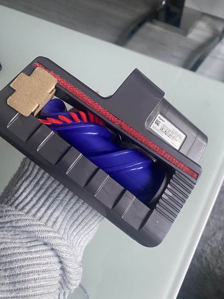 Mini elektroszczotka dyson V15s
