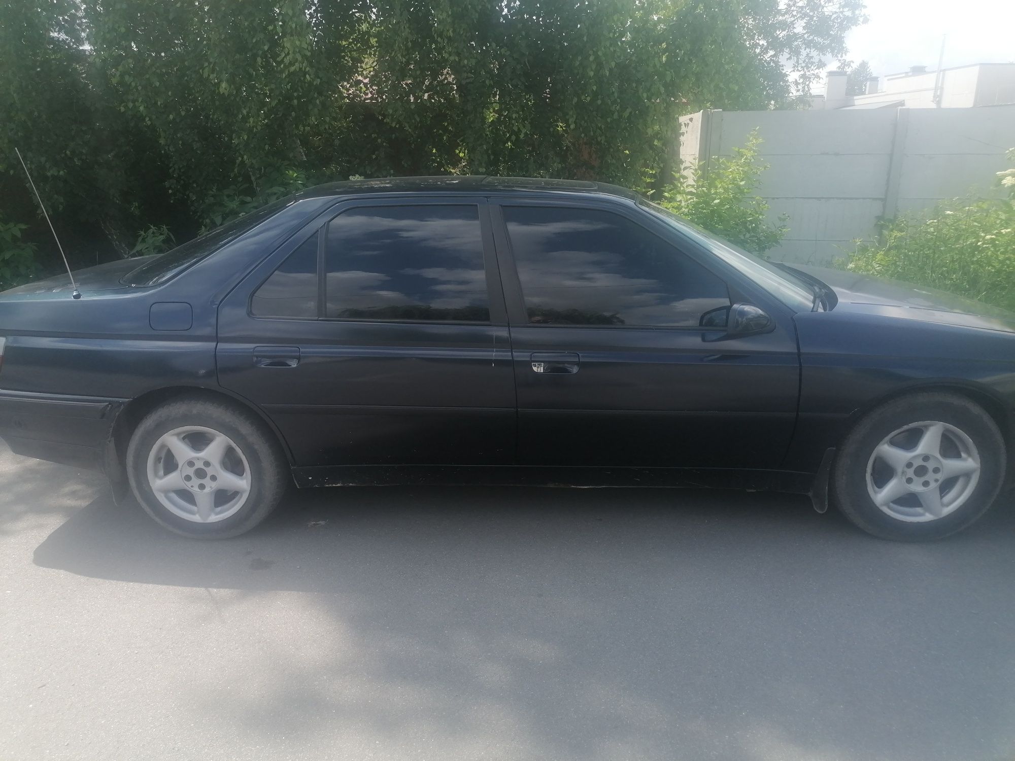 Продам Peugeot 605