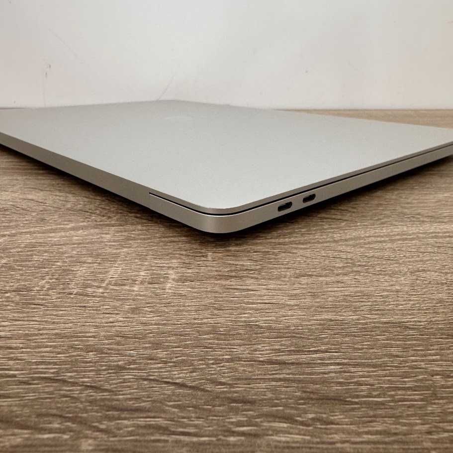 MacBook Pro 16" i7 / 16Gb DDR4 / SSD 512Gb / Radeon 5300m (код: M0547)