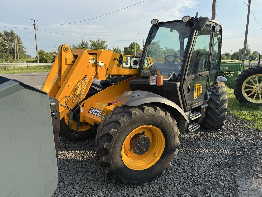 JCB 531-70 AGRI Super 2011р TR2