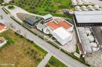 Armazém Industrial em lote de 6300 m2 | Redondo