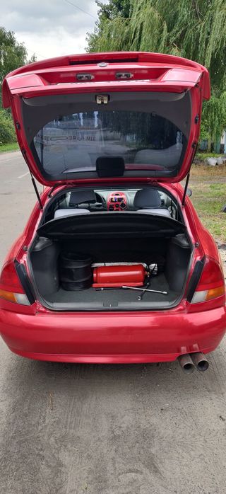 Mitsubishi Carisma 1.8

GDI