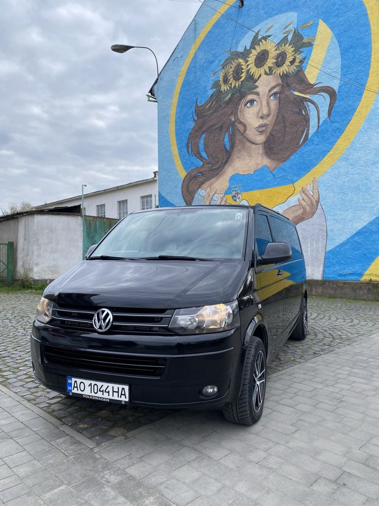 Продаю Volksvagen Caravelle