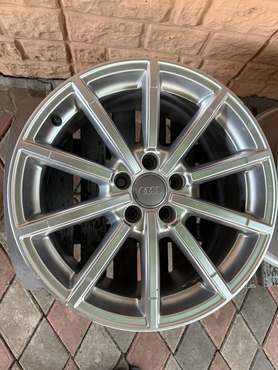 Диски Audi S-Line R18 ET47 5x112 — оригінал