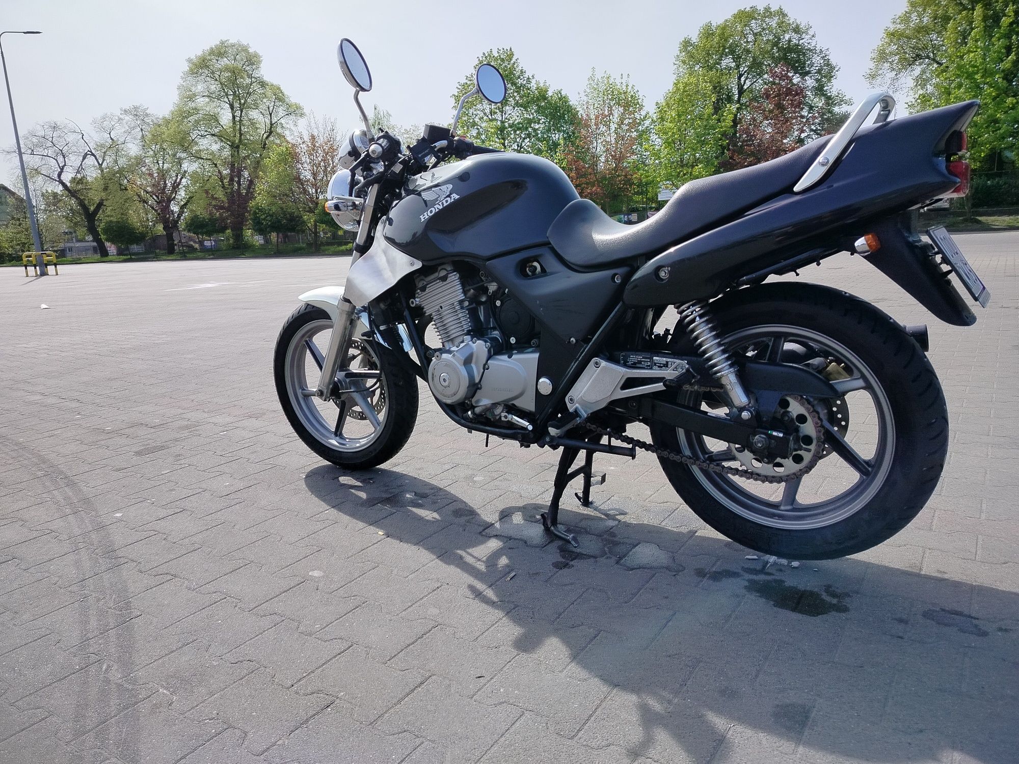 Sprzedam rower ta motocykl  w dobrym stanie, wszystko działa.