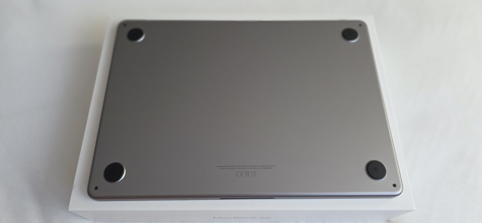 Macbook Air M2 Space Grey