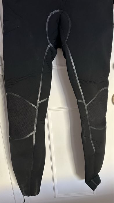 Fato de Surf Deeply Explorer Frost Hooded 4/3 LT — Como Novo!