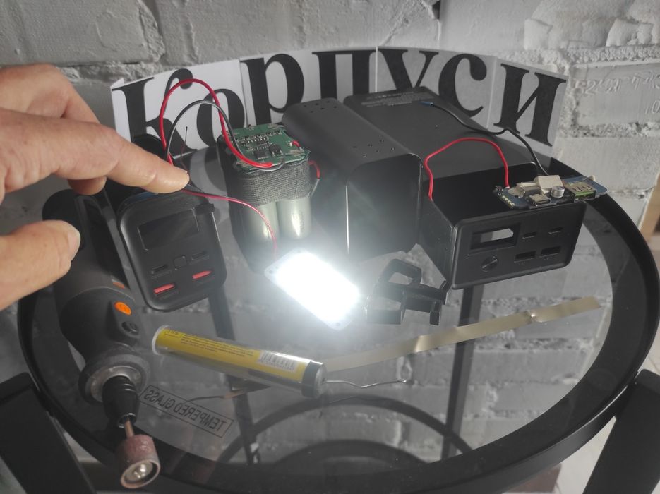 Корпус павербанку 100w 21700 на 12акб