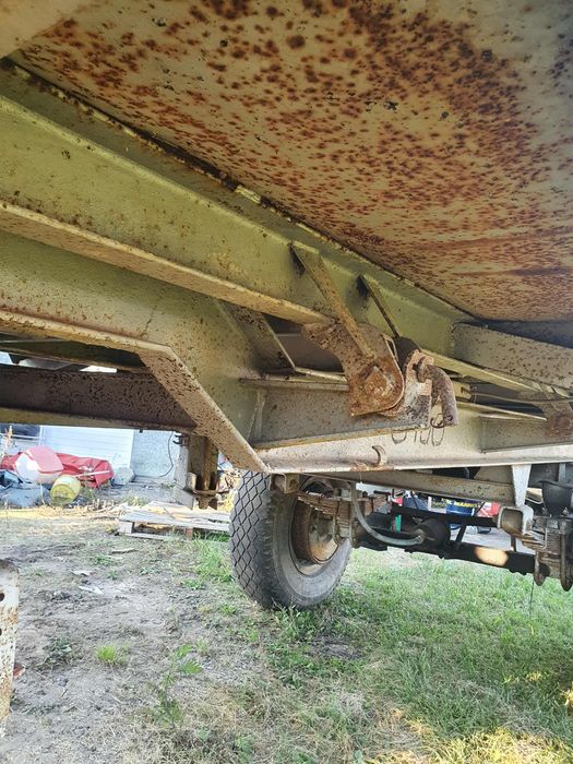 Przyczepa hl 8 zabudowa