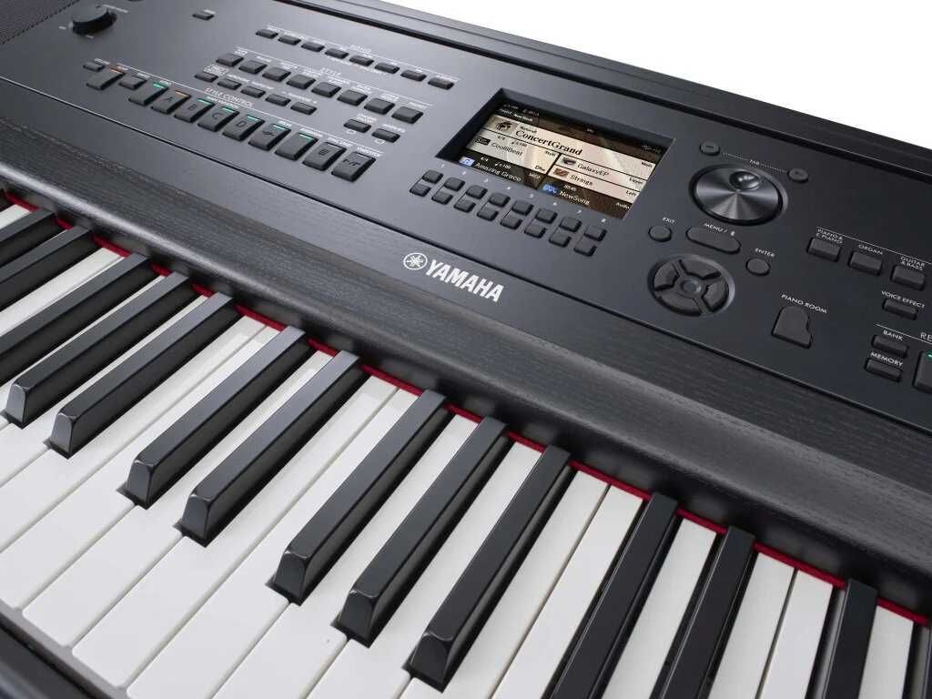 Nowa YAMAHA DGX-670 (nie wyciągana z kartonu)  kolor czarny