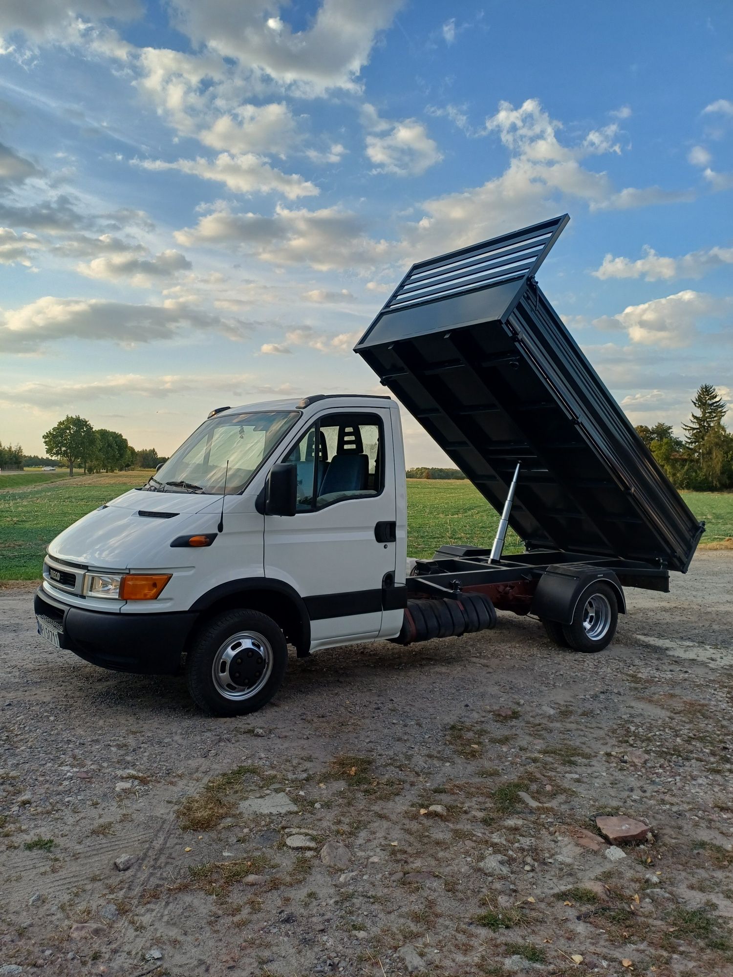 Iveco daily 35c11 nowa wywrotka na kat B resor bliźniak 35c15
