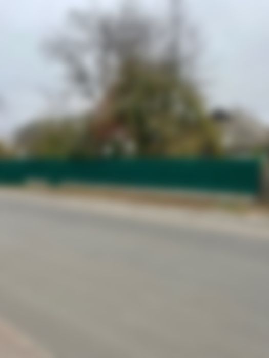 Будинок з городом та виходом до річки