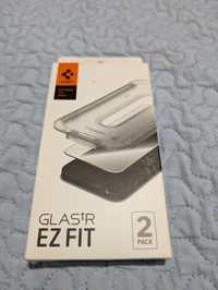 Spigen Glass.tr Easy fit iPhone 13