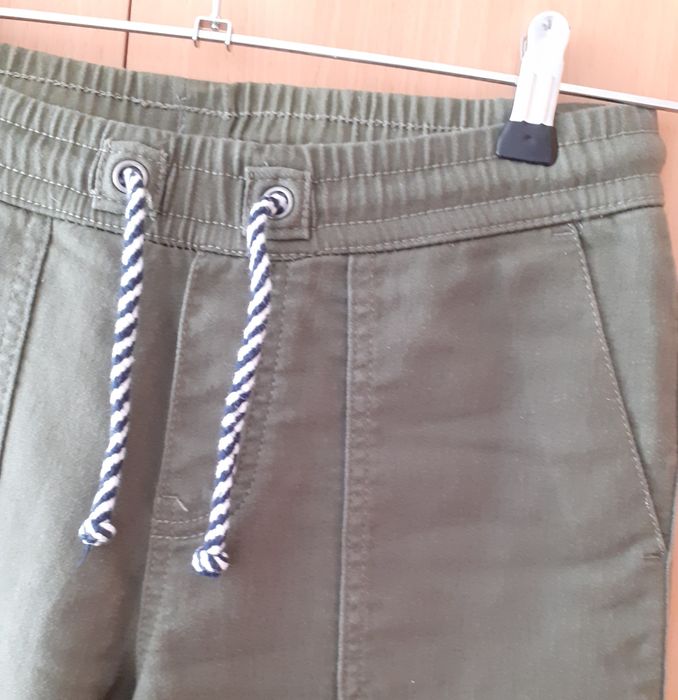 Spodnie jogery khaki BLUE MOTION r. M bawełna