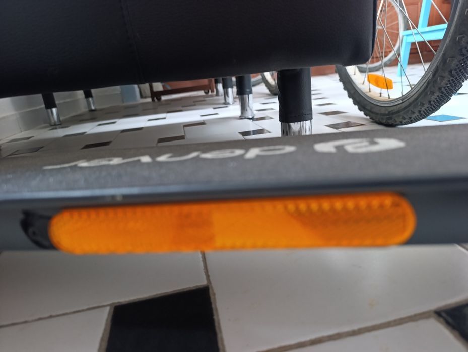 Vendo uma trotinete com menos de 1 mês