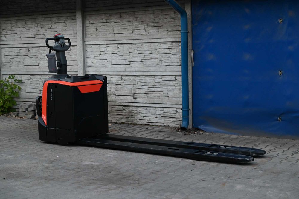 Paleciak elektryczny Toyota BT LPE 200  2000kg 2018 rok FHP 317