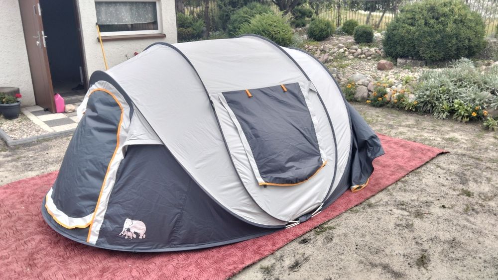 Namiot deryan 4osobowy plus materac