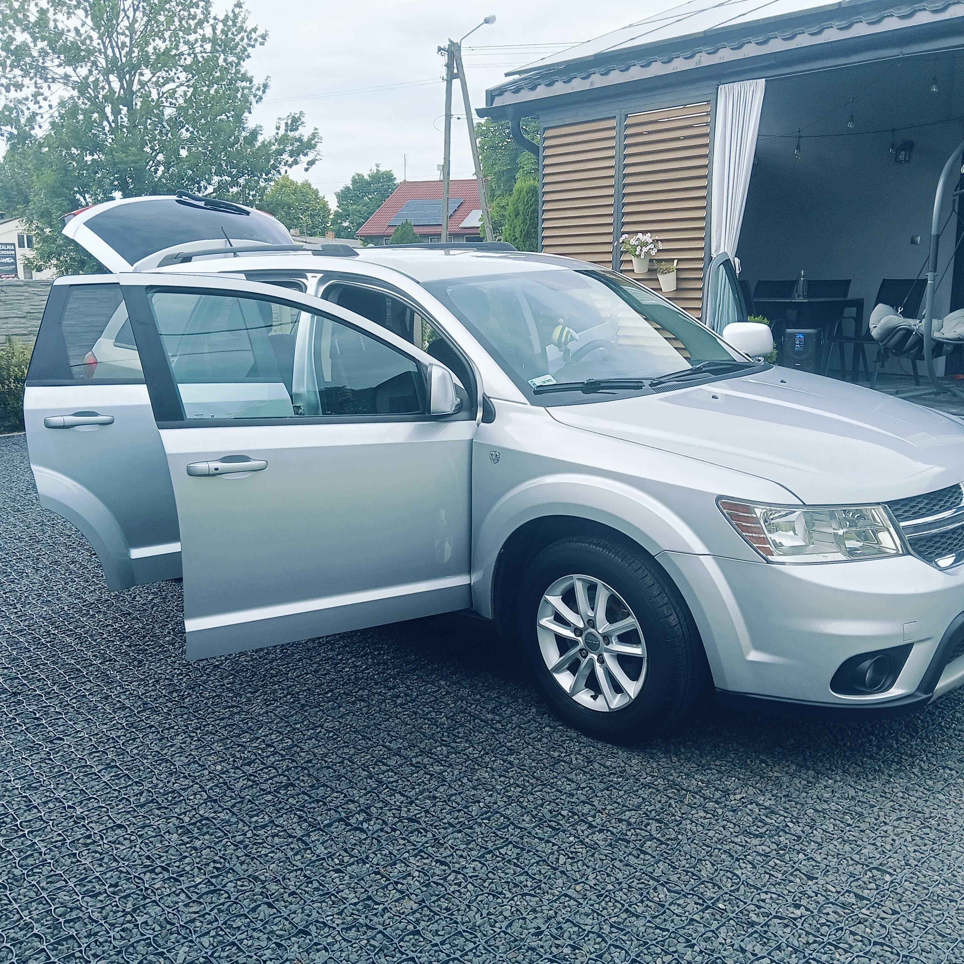 Sprzedam Dodge Journey 2.4 LPG