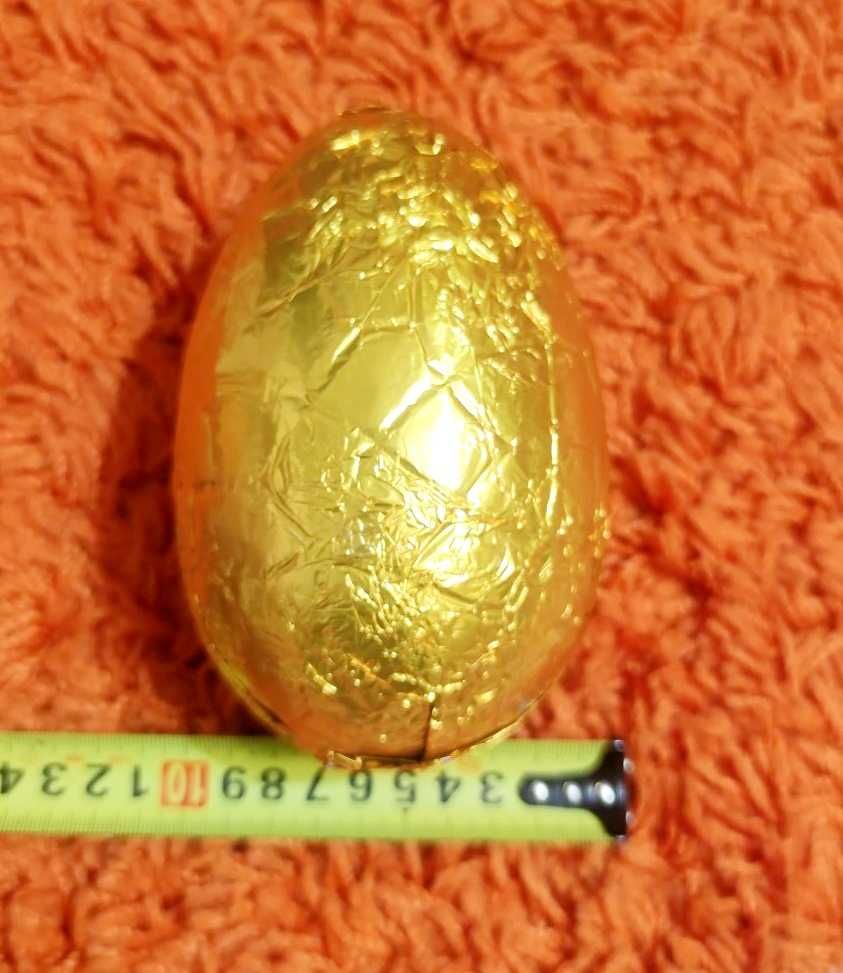 Набір шоколадне яйце та батончики Twix  Easter Egg або Celebretatios