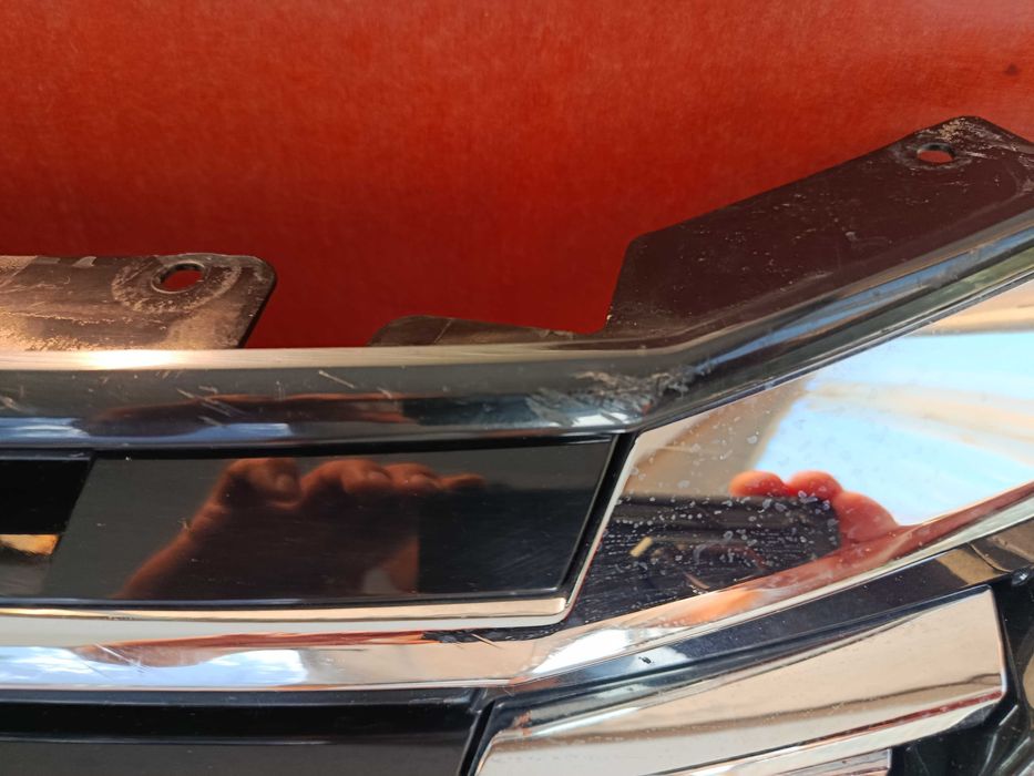 Передня решітка Nissan rogue t33, з 2024 р.