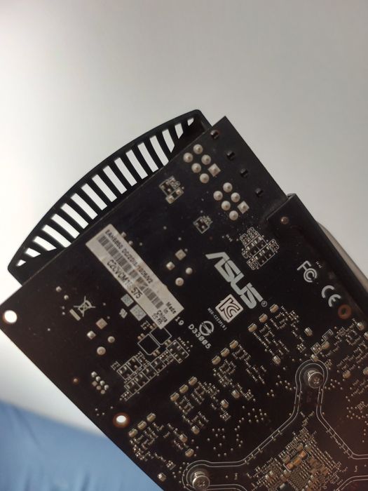 Asus Radeon HD 6850 uszkodzona