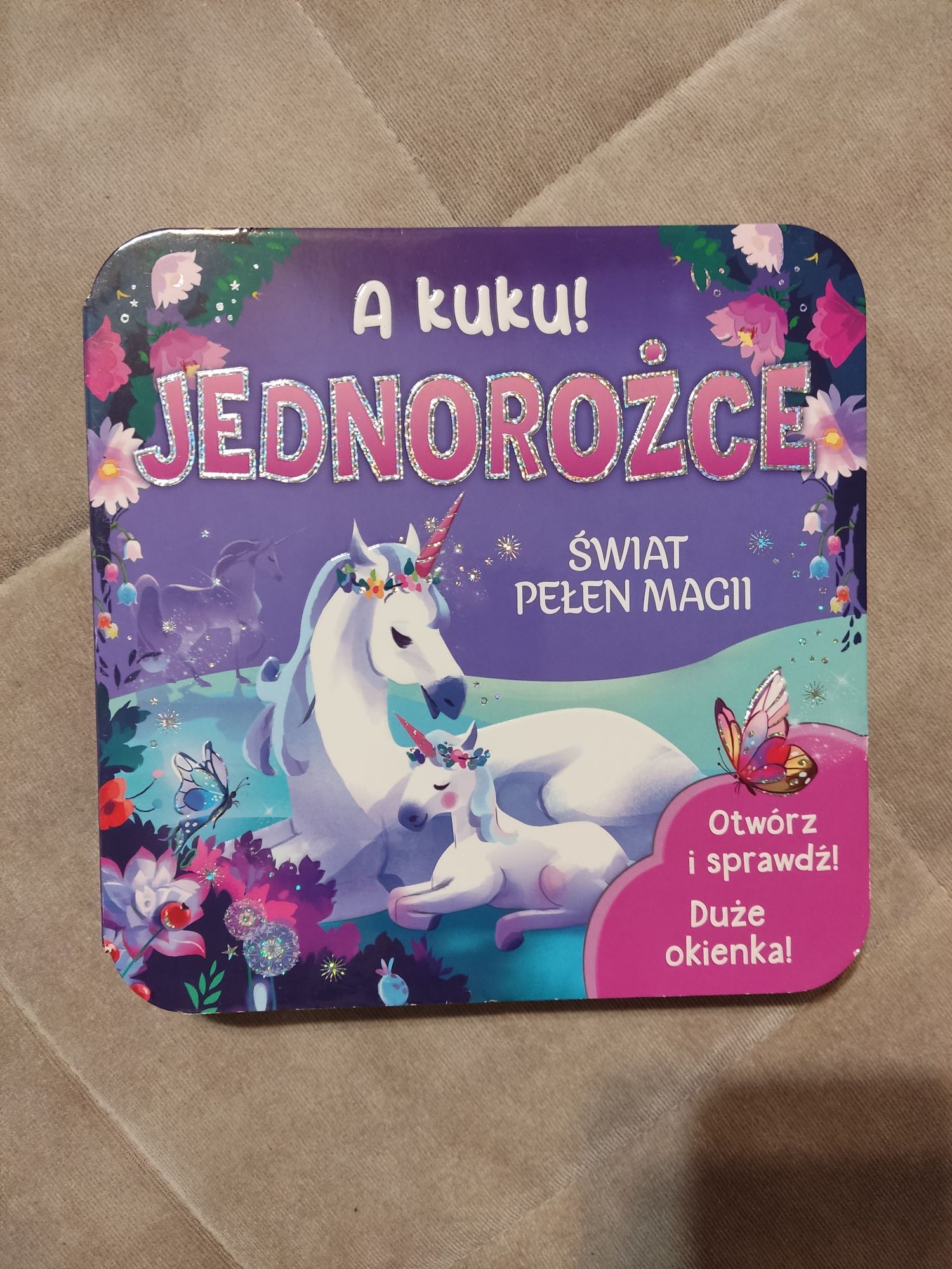 Książka a kuku jednorożec