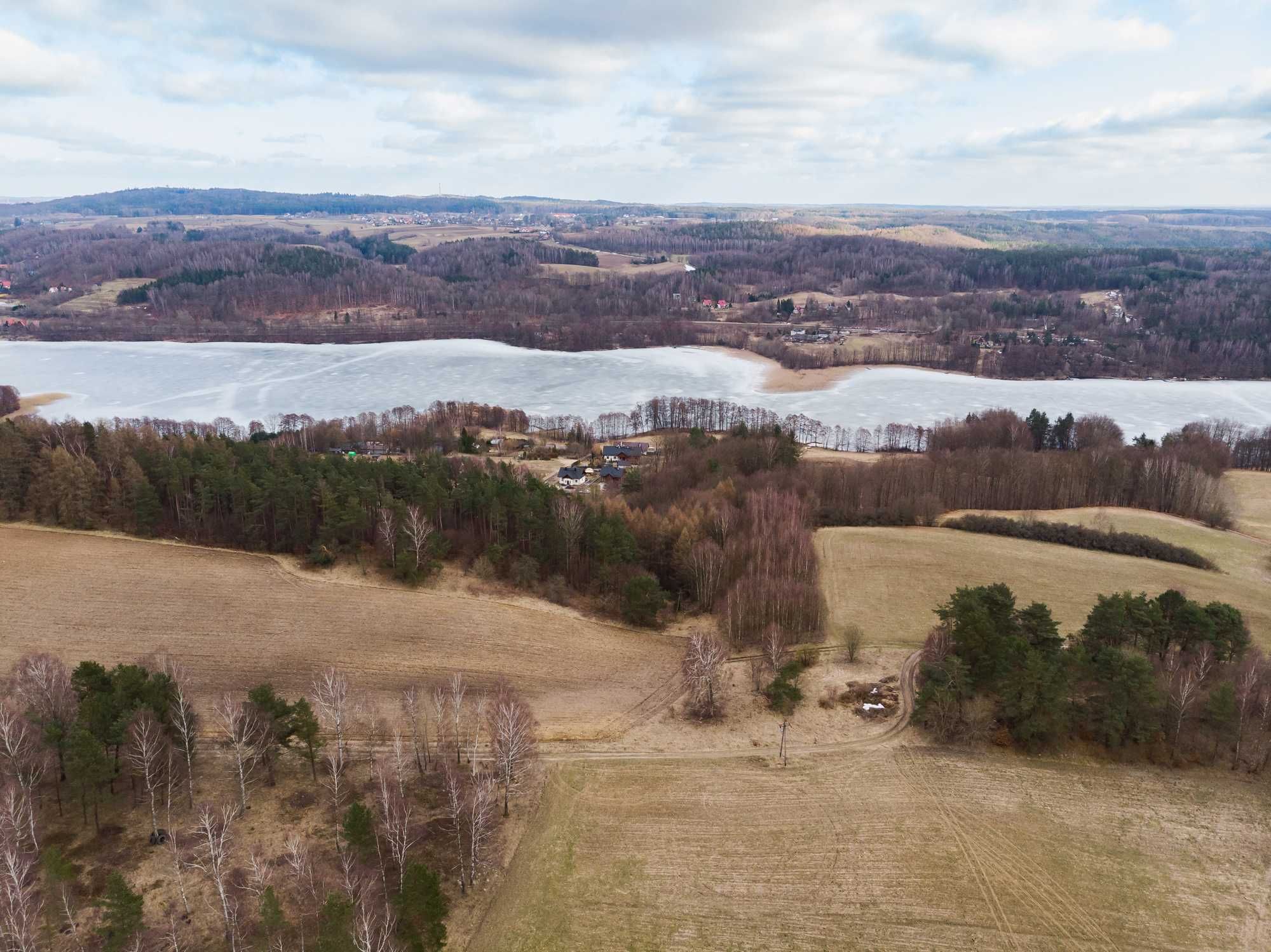 działka budowlana nad jeziorem Patulskim