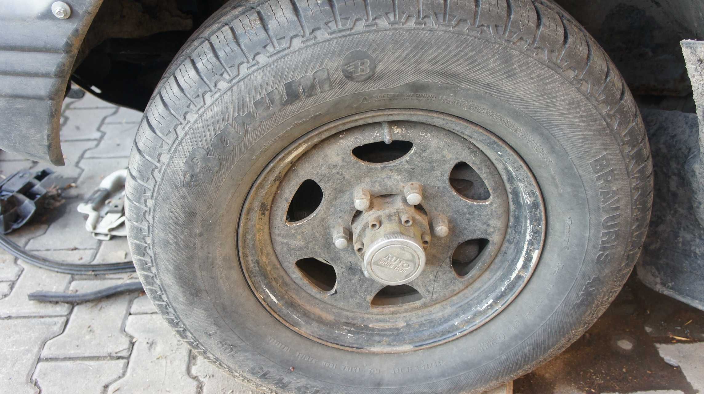 Mitsubishi Pajero 2   felga  koło
