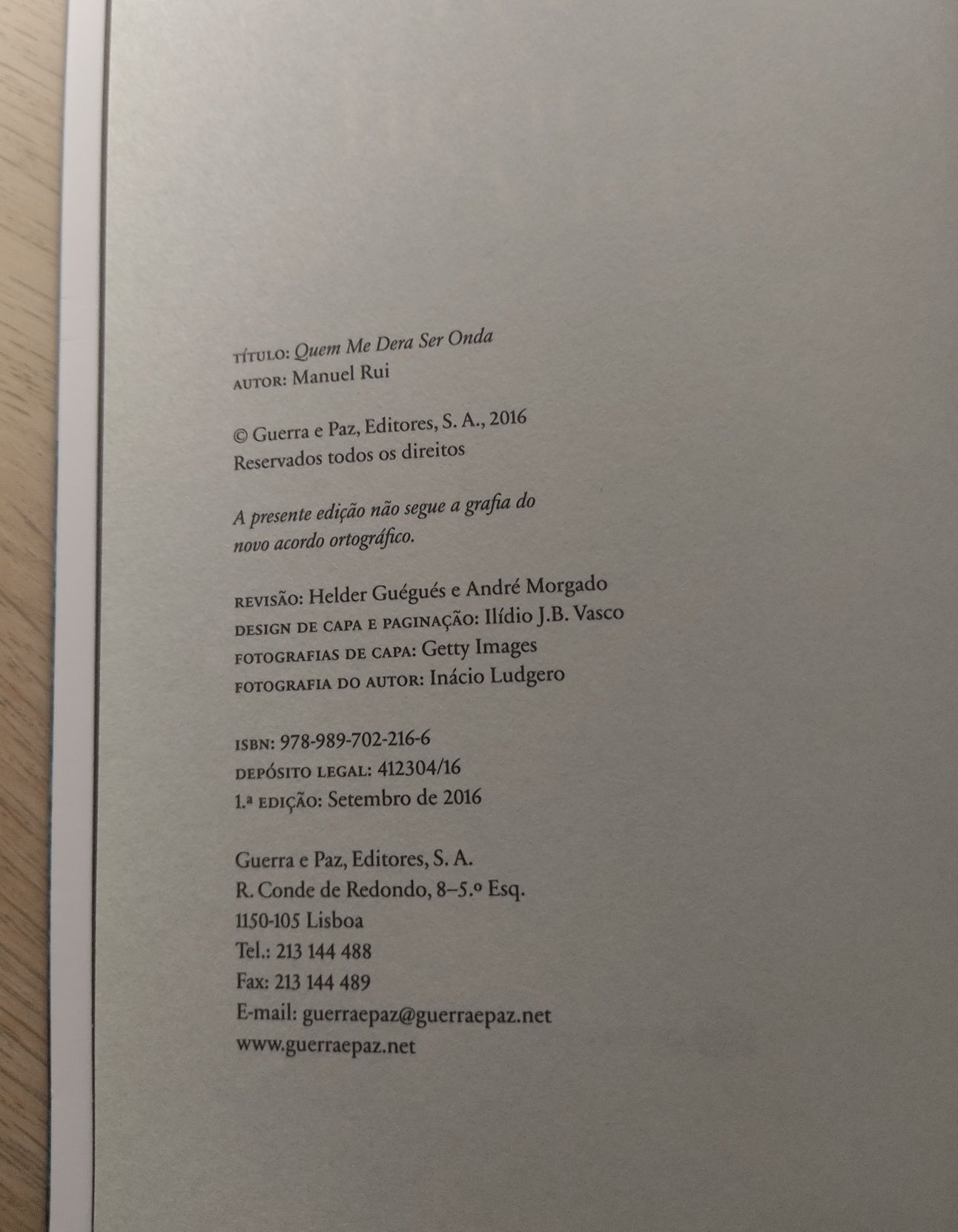 Apresentação Oral + Guião -> "quem me dera ser onda" (de Manuel Rui)