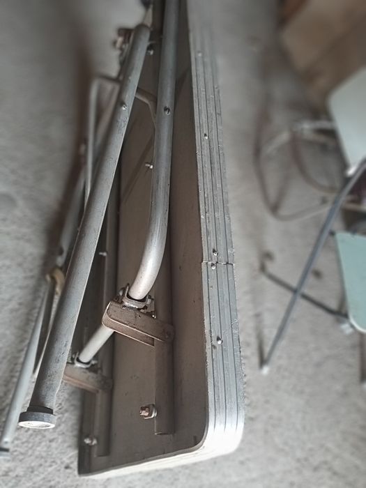 Продам стол складной  90 см х70 см высота стола 70