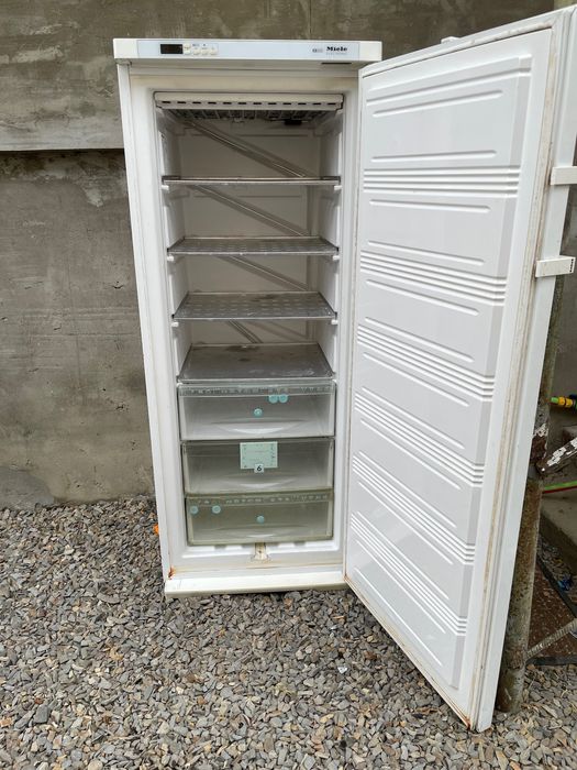 Морозильна камера бу, не працює