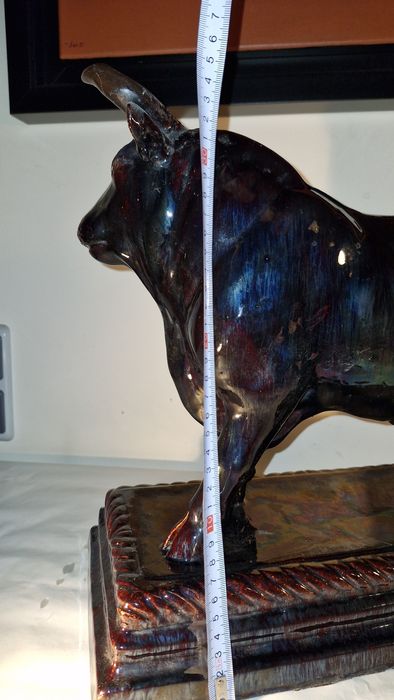 Touro de Manuel Mafra das Faiança das Caldas