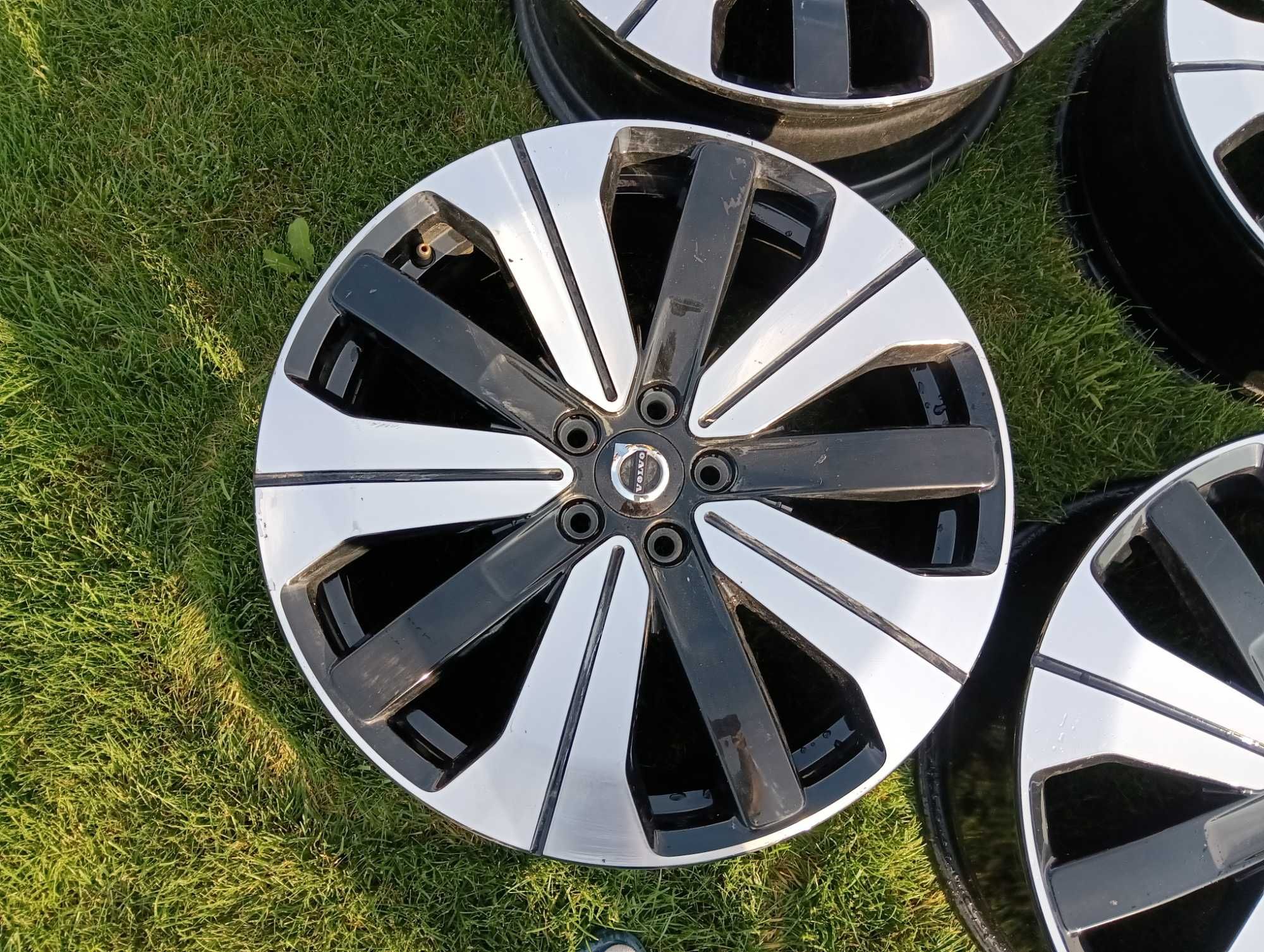 felgi 19 Volvo S60 V60 S70 V70 XC40 XC 60 XC90 5x108 R desgin