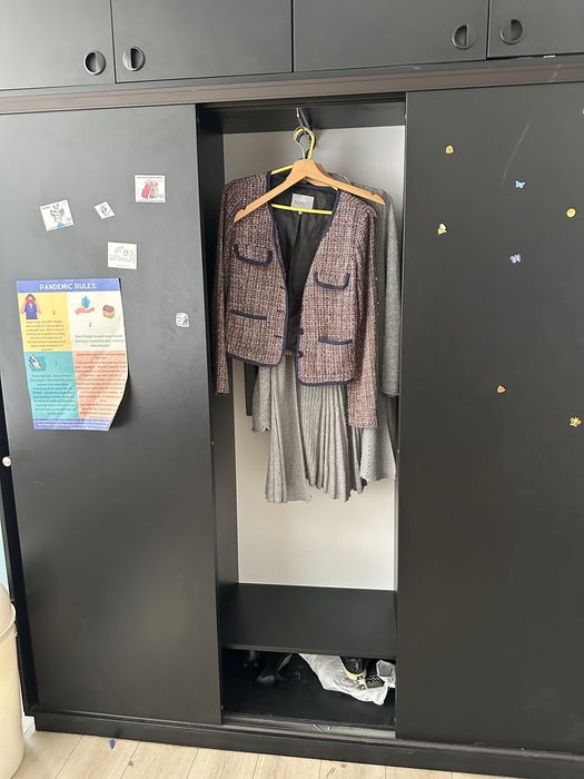 Продам шкаф-купе, буфет(дерево). Только самовывоз