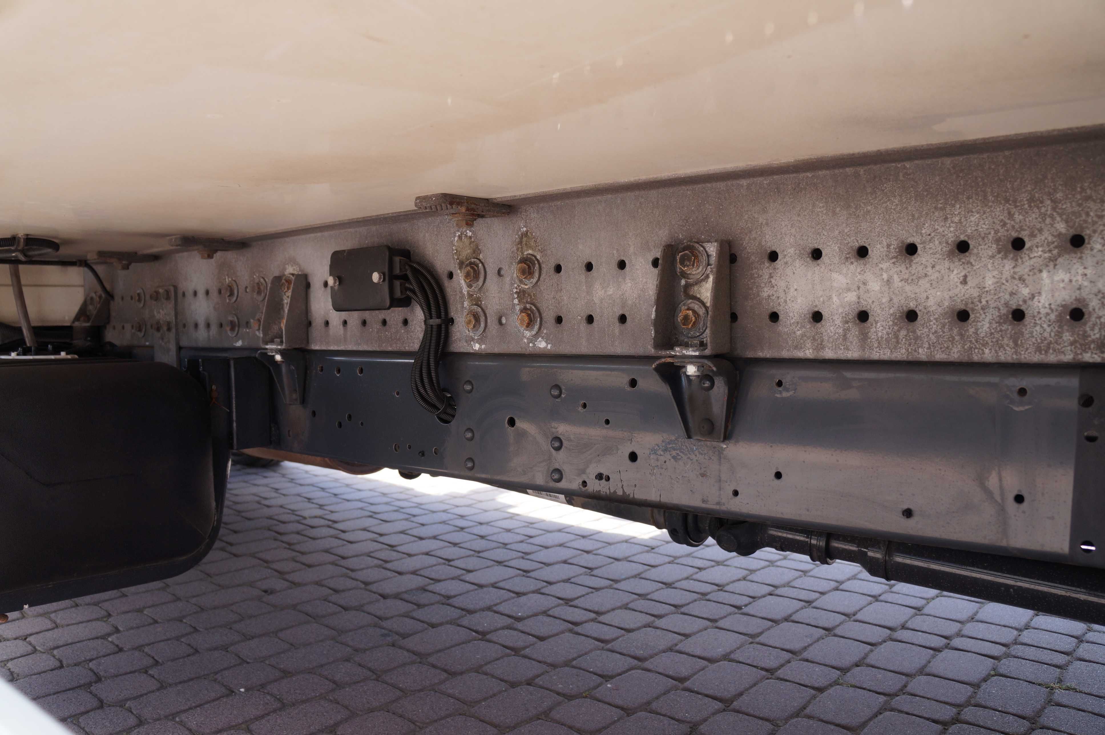 Zabudowa CHŁODNIA IVECO DAILY 2019 Rok 10 Palet V-500 MAX Idealna