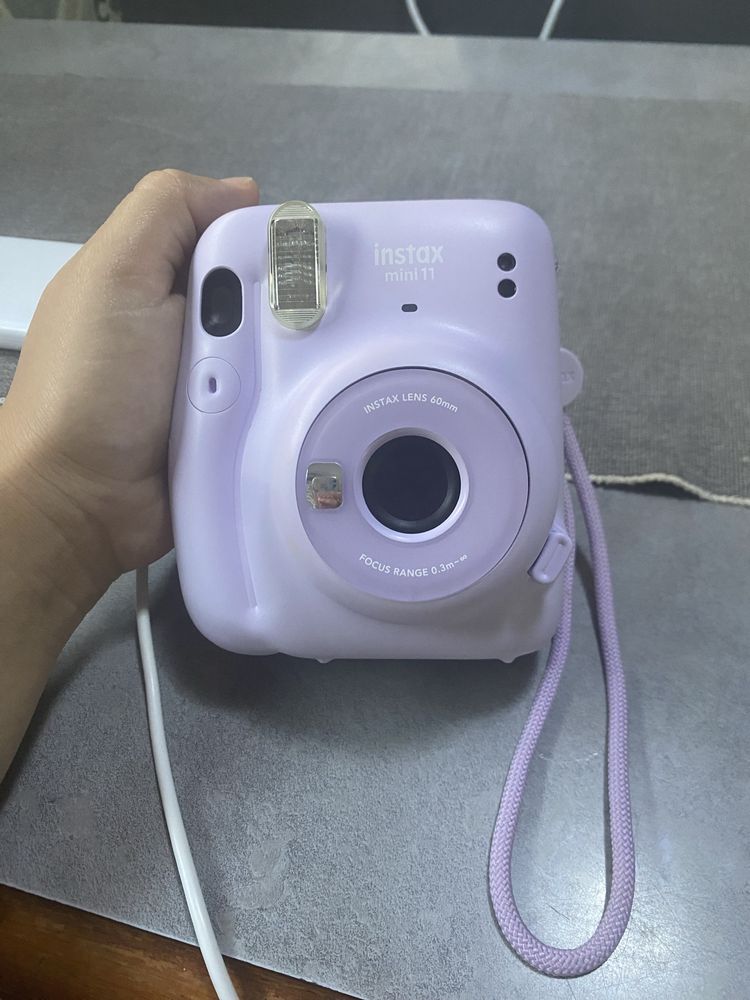 Instax Mini 11 com Capa