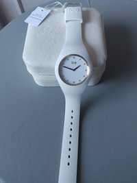 Coffret Boutique dos relógios Ice Watch Cosmos com cristais Swarovski®
