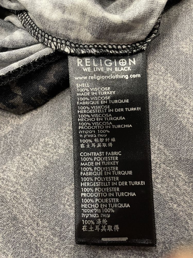 Tshirt Religion rozmiar 38