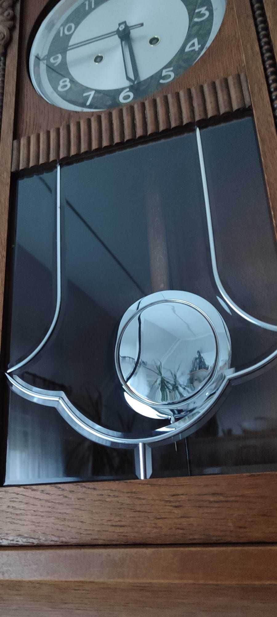 381 Zegar wiszący mechaniczny antyk