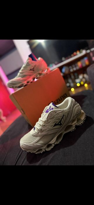 Mizuno Flor de Lotus