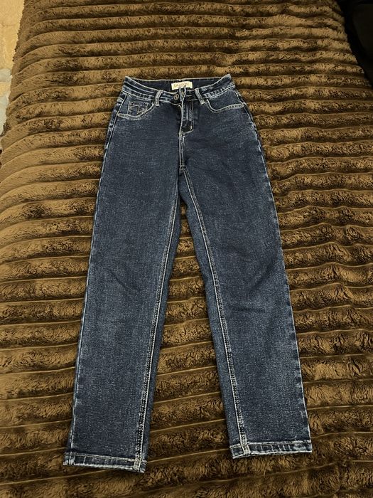 Джинси жіночі мом