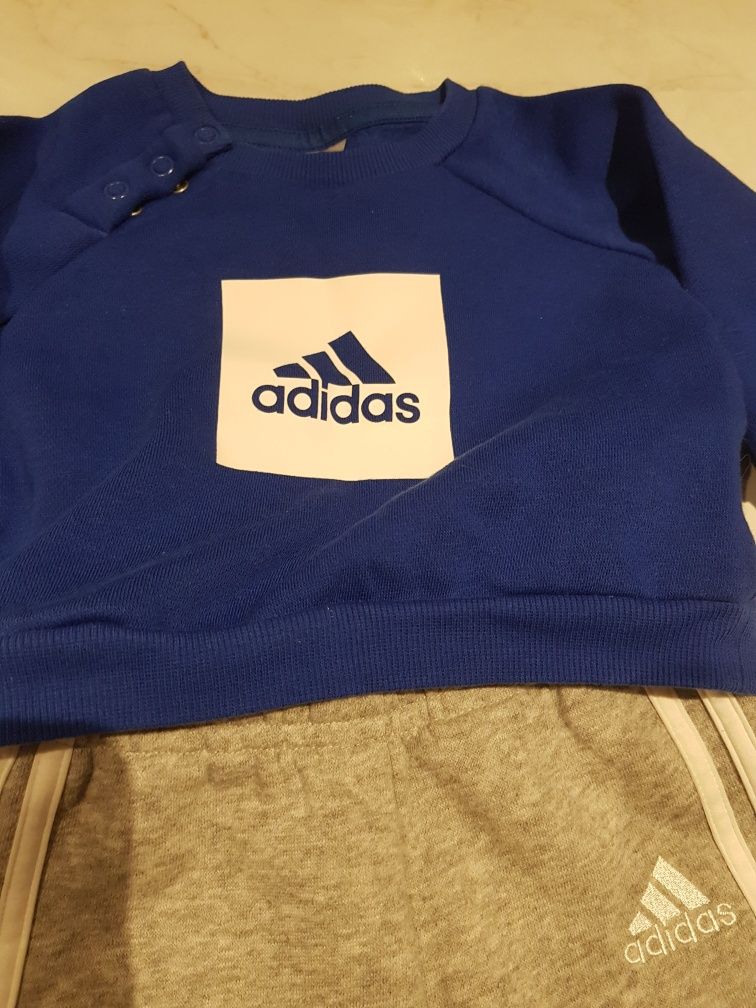 Dresie Adidas niemowlęcy 56