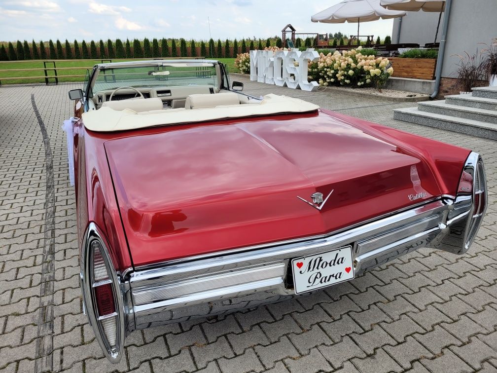 Auto do Ślubu lub na sesję zdjęciową Cadillac Deville Convertible 68