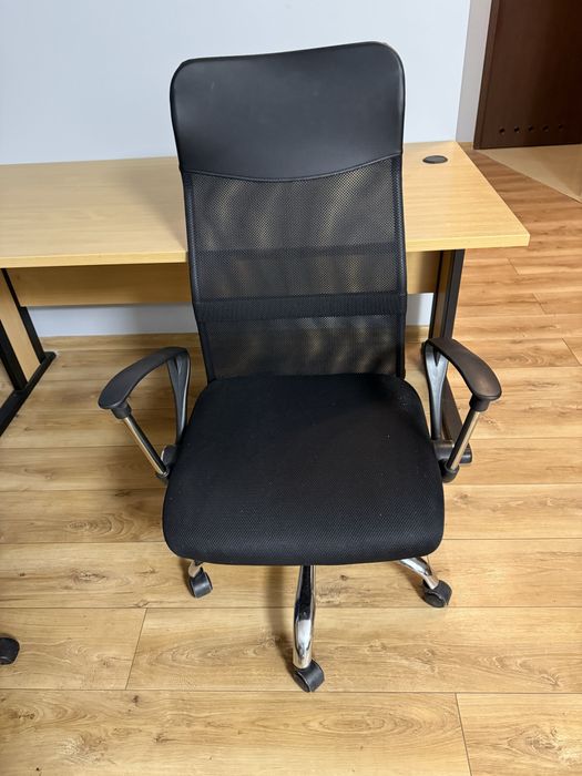 Krzesło biurowe.