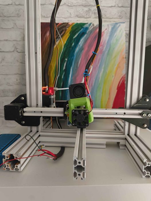 Ender 3 pro modyfikacjach biały