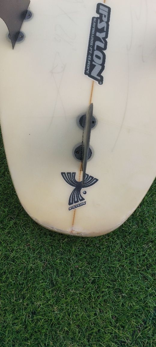Prancha surf 6'8 com capa