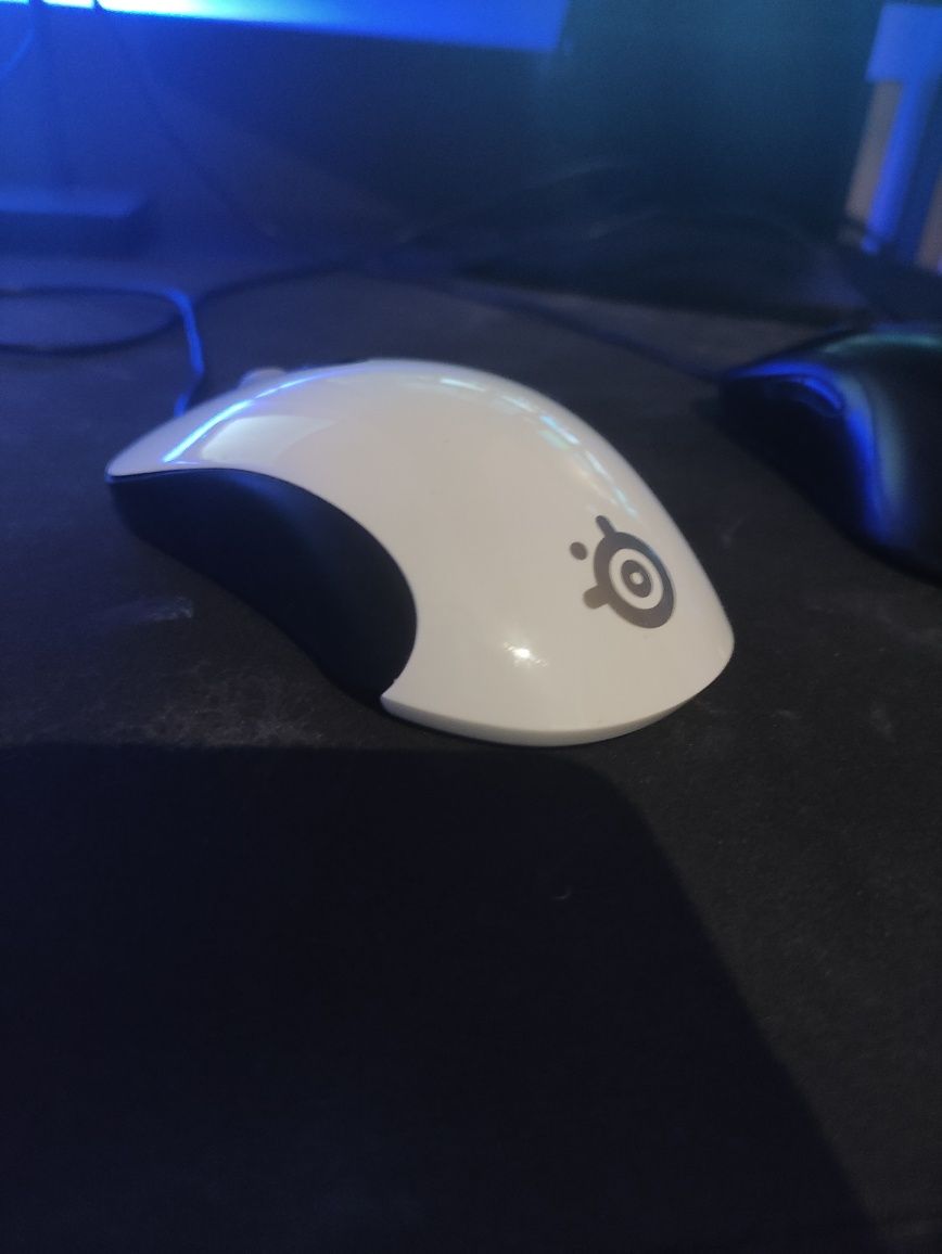 Myszka gamingowsa Steelseries Kinzu v3