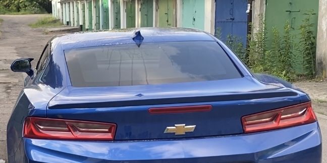 Oryginalny spoiler lotka Chevrolet Camaro