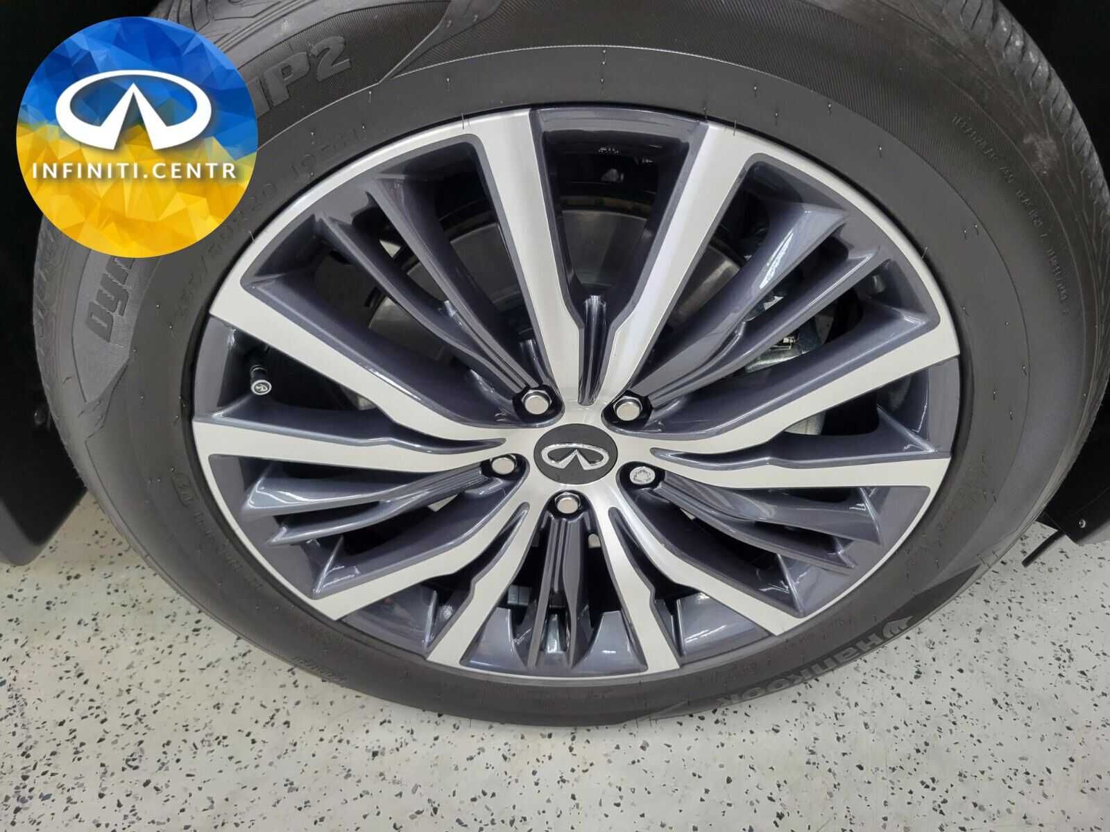 INFINITI QX60 2023 2022 R20 диски Таких в Украине нету 5х114,3