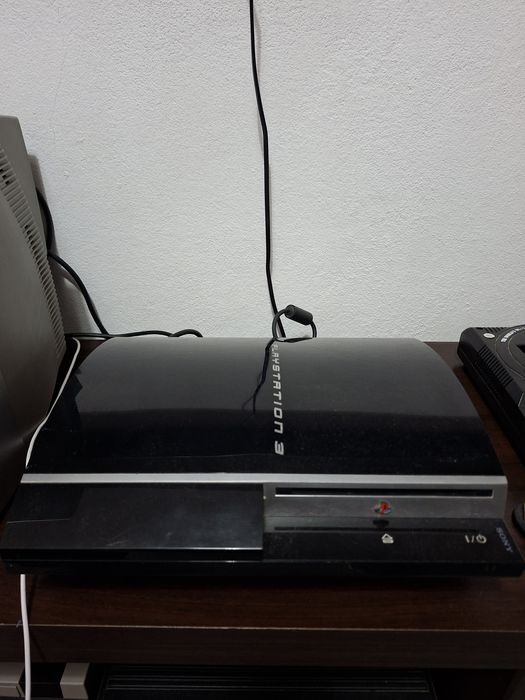 Playstation 3 em otimo estado funciona perfeitamente